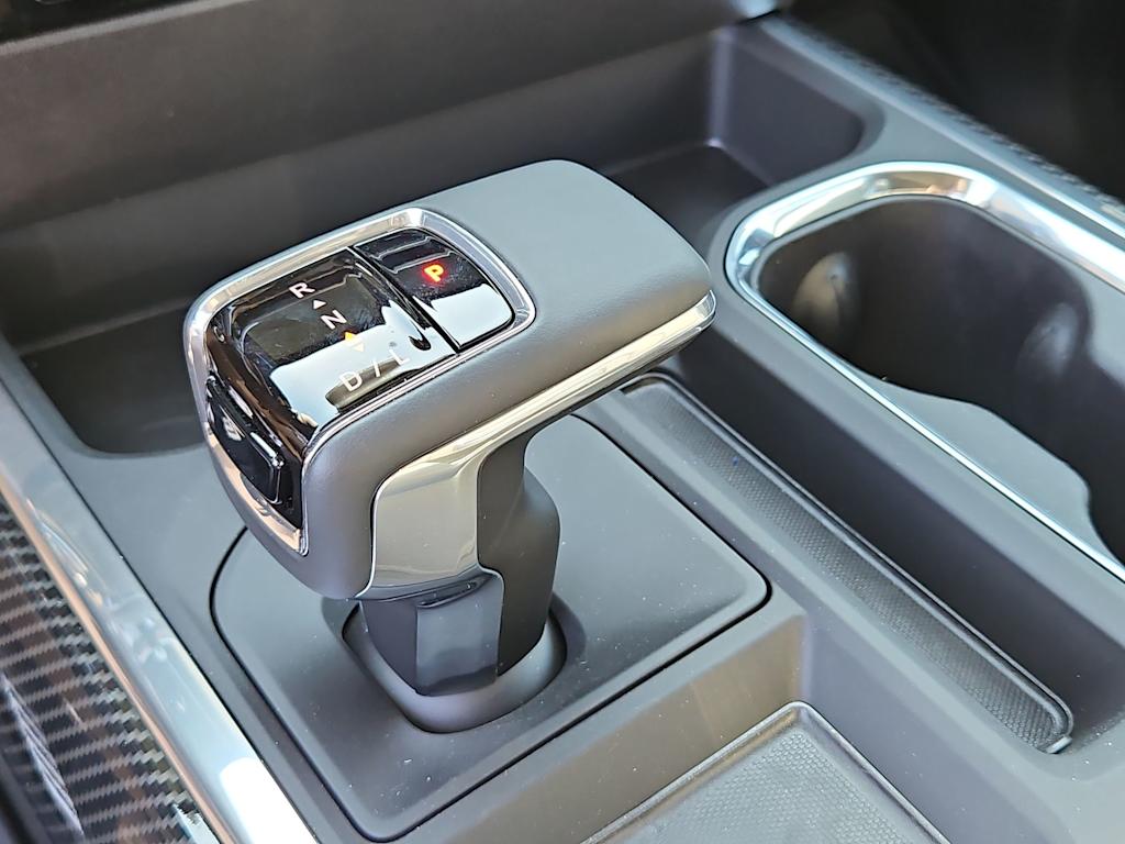 Thumbnail: 2026 Chevrolet Silverado 1500 - 15