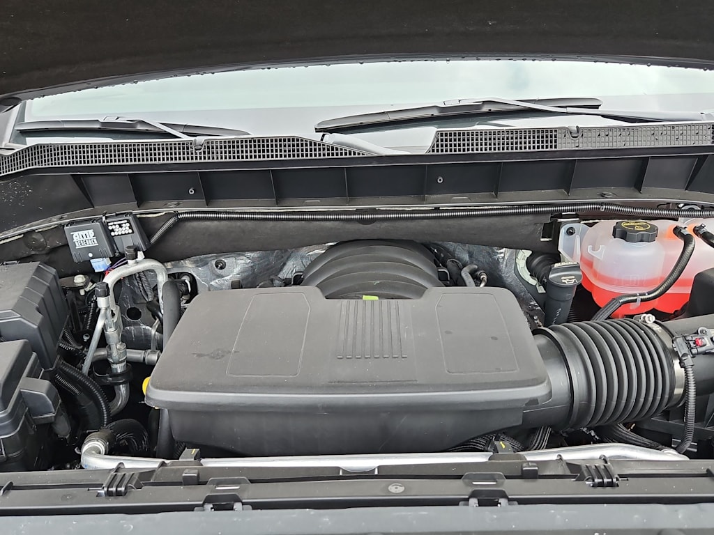 Thumbnail: 2026 Chevrolet Silverado 1500 - 9