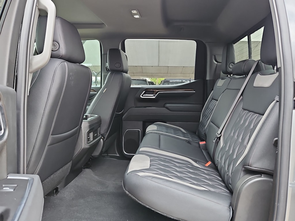 Thumbnail: 2026 Chevrolet Silverado 1500 - 13