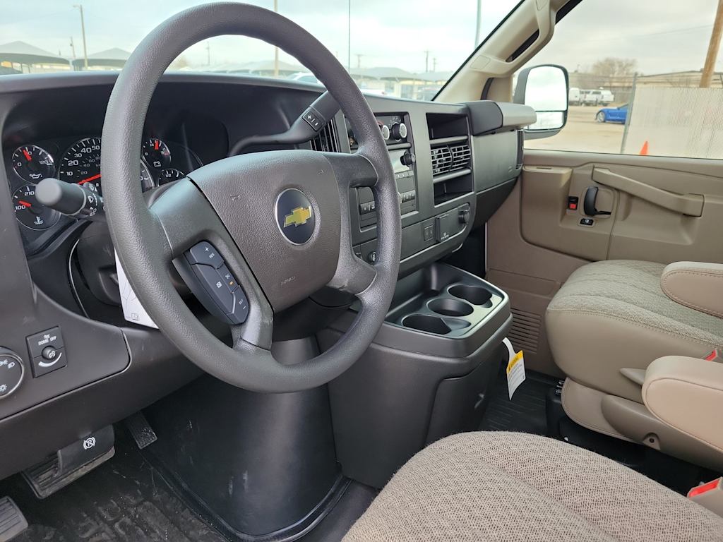 Thumbnail: 2026 Chevrolet Express - 2