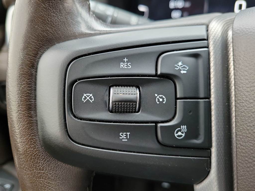 Thumbnail: 2022 GMC Yukon XL - 24
