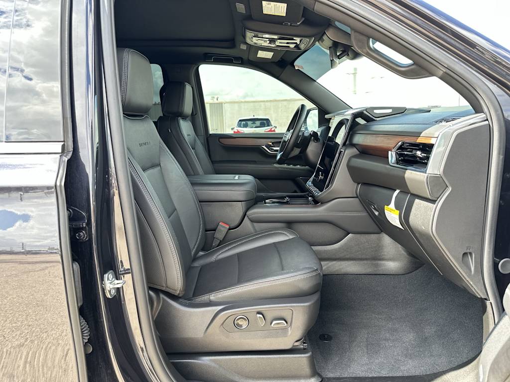 Thumbnail: 2026 GMC Yukon - 27