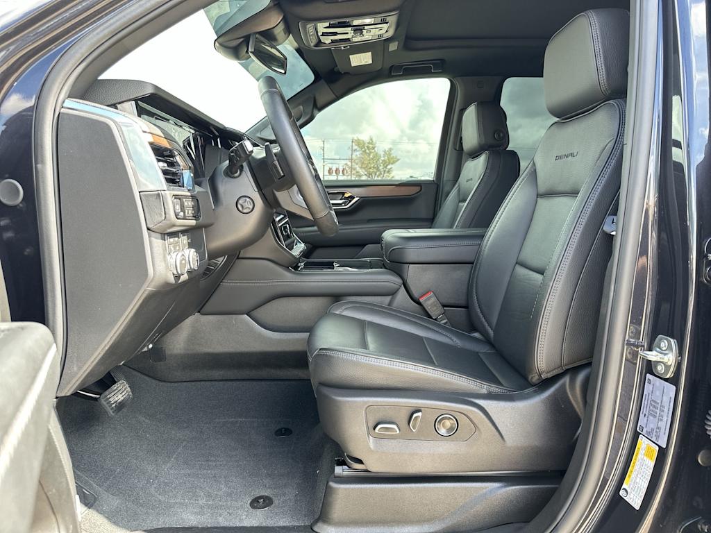 Thumbnail: 2026 GMC Yukon - 12
