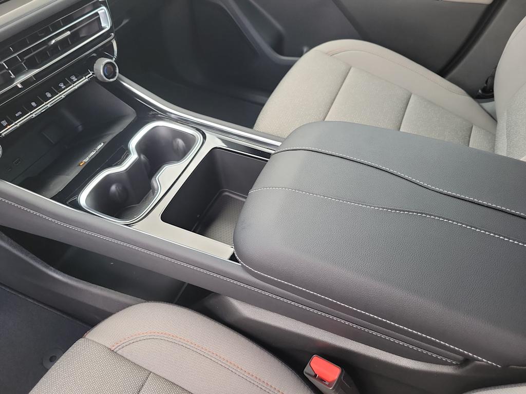 Thumbnail: 2026 Chevrolet Traverse - 14