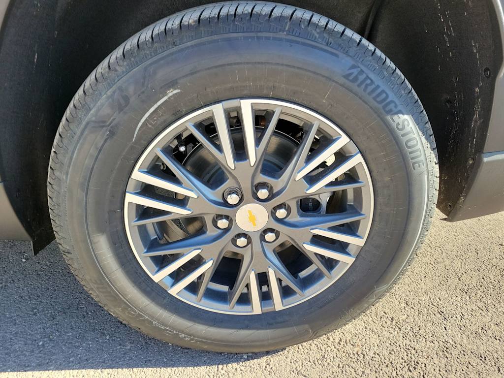 Thumbnail: 2026 Chevrolet Traverse - 8