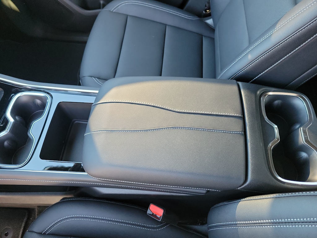 Thumbnail: 2026 Chevrolet Traverse - 26