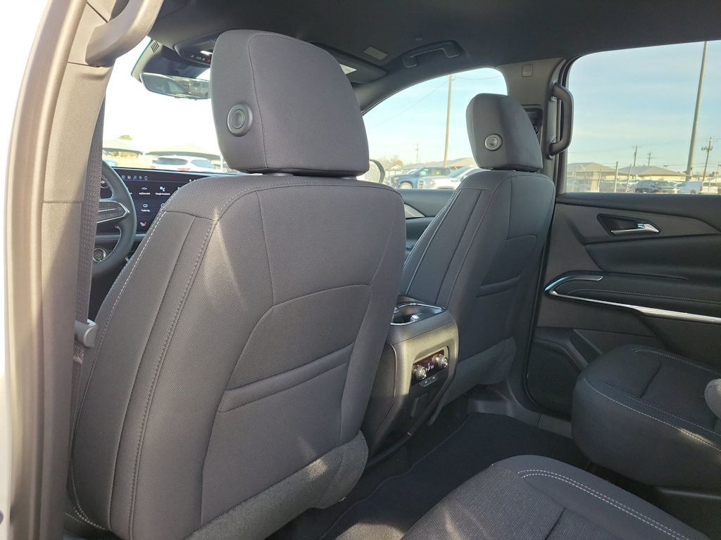 Thumbnail: 2026 Chevrolet Traverse - 13