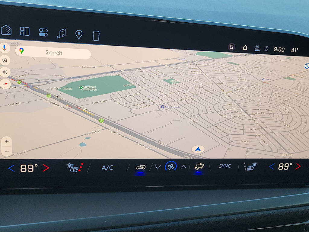 Thumbnail: 2026 Chevrolet Traverse - 25