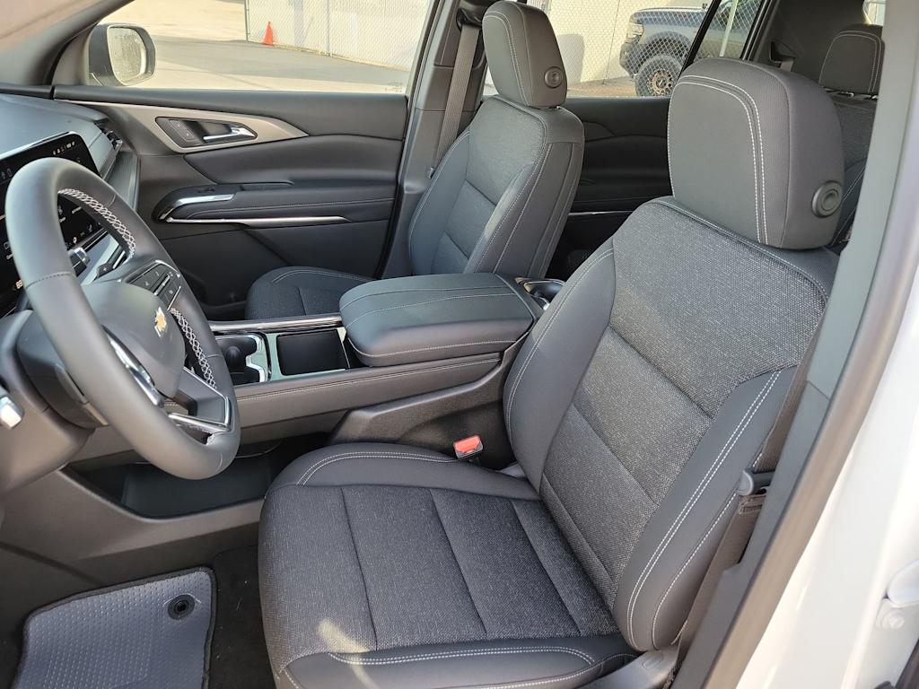 Thumbnail: 2026 Chevrolet Traverse - 11