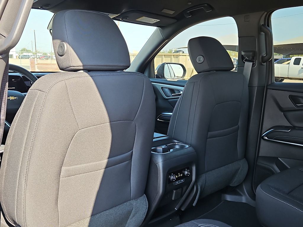 Thumbnail: 2026 Chevrolet Traverse - 12