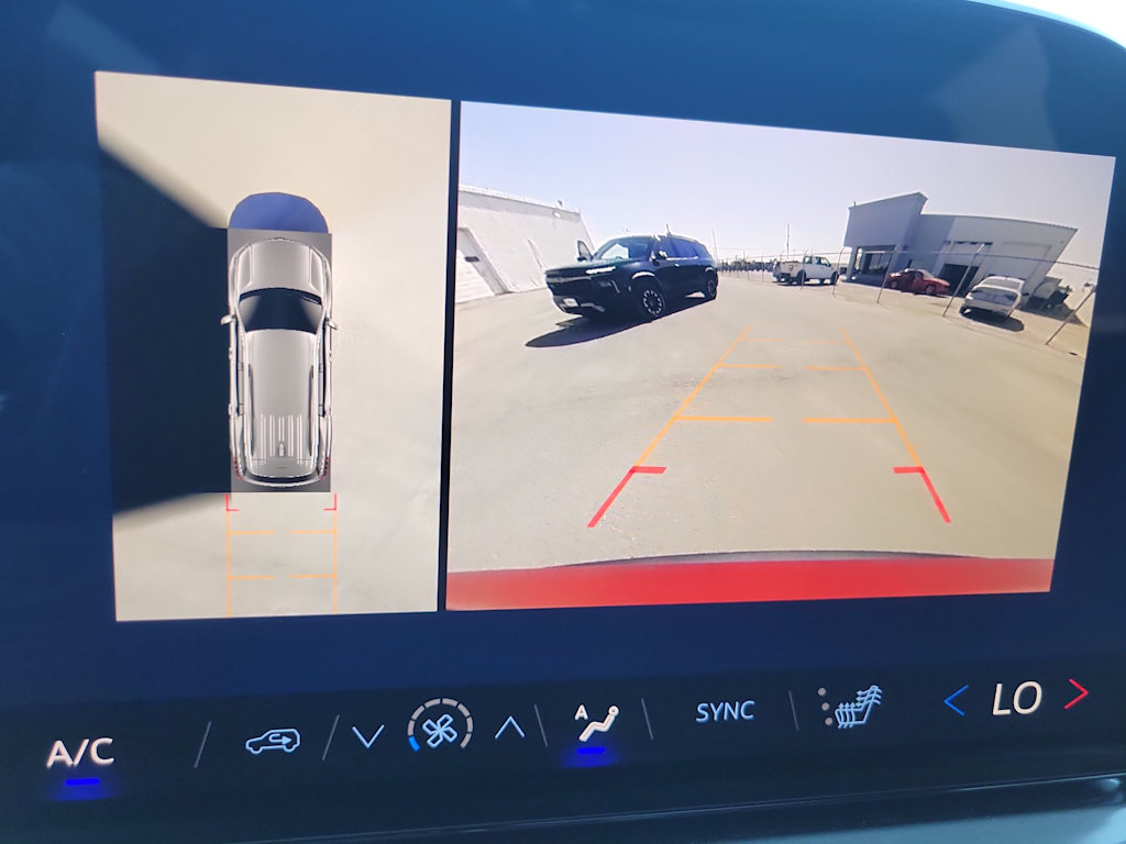 Thumbnail: 2026 Chevrolet Traverse - 28