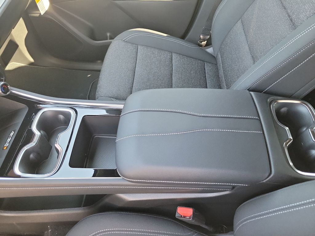 Thumbnail: 2026 Chevrolet Traverse - 26