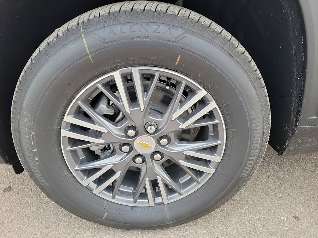 Thumbnail: 2026 Chevrolet Traverse - 8