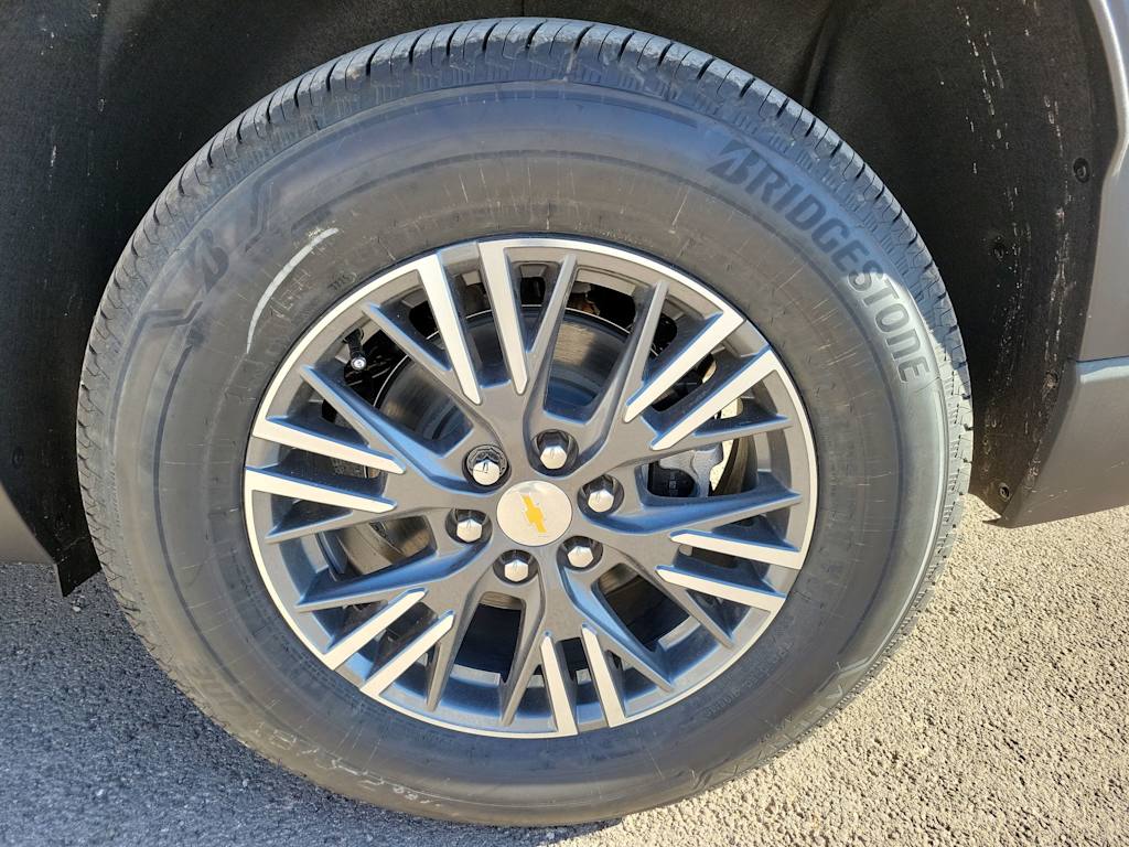 Thumbnail: 2026 Chevrolet Traverse - 8