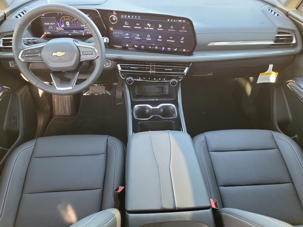 Thumbnail: 2026 Chevrolet Traverse - 10