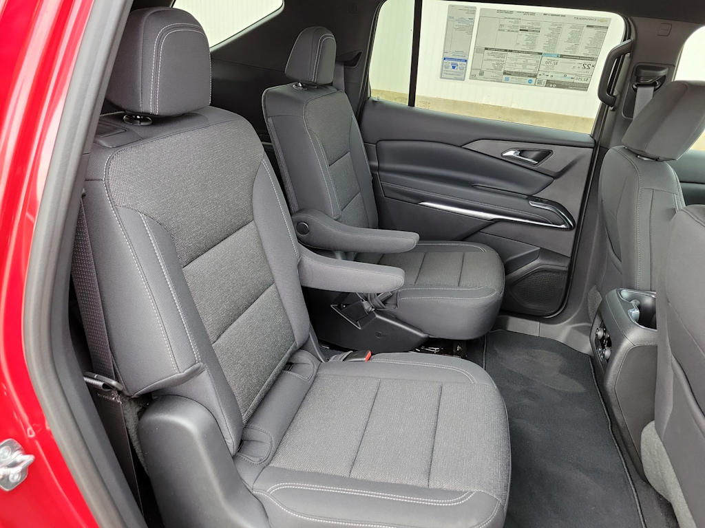 Thumbnail: 2026 Chevrolet Traverse - 12