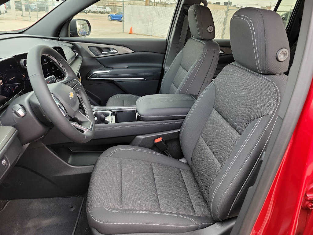 Thumbnail: 2026 Chevrolet Traverse - 11