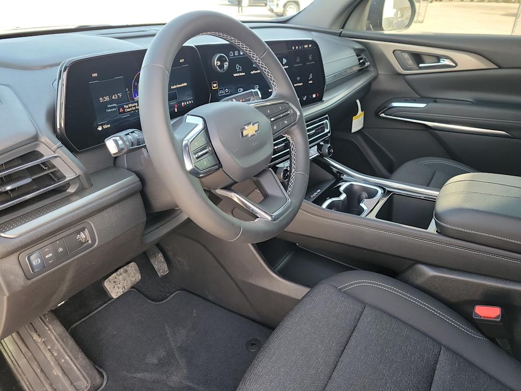 Thumbnail: 2026 Chevrolet Traverse - 2