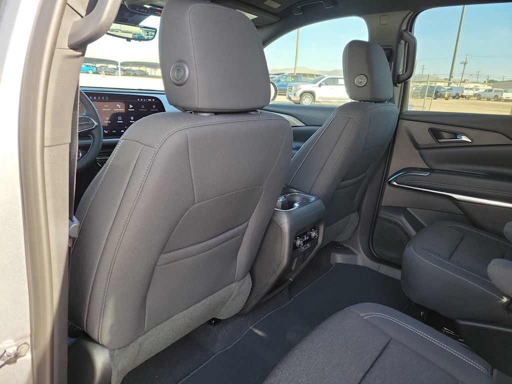 Thumbnail: 2026 Chevrolet Traverse - 13