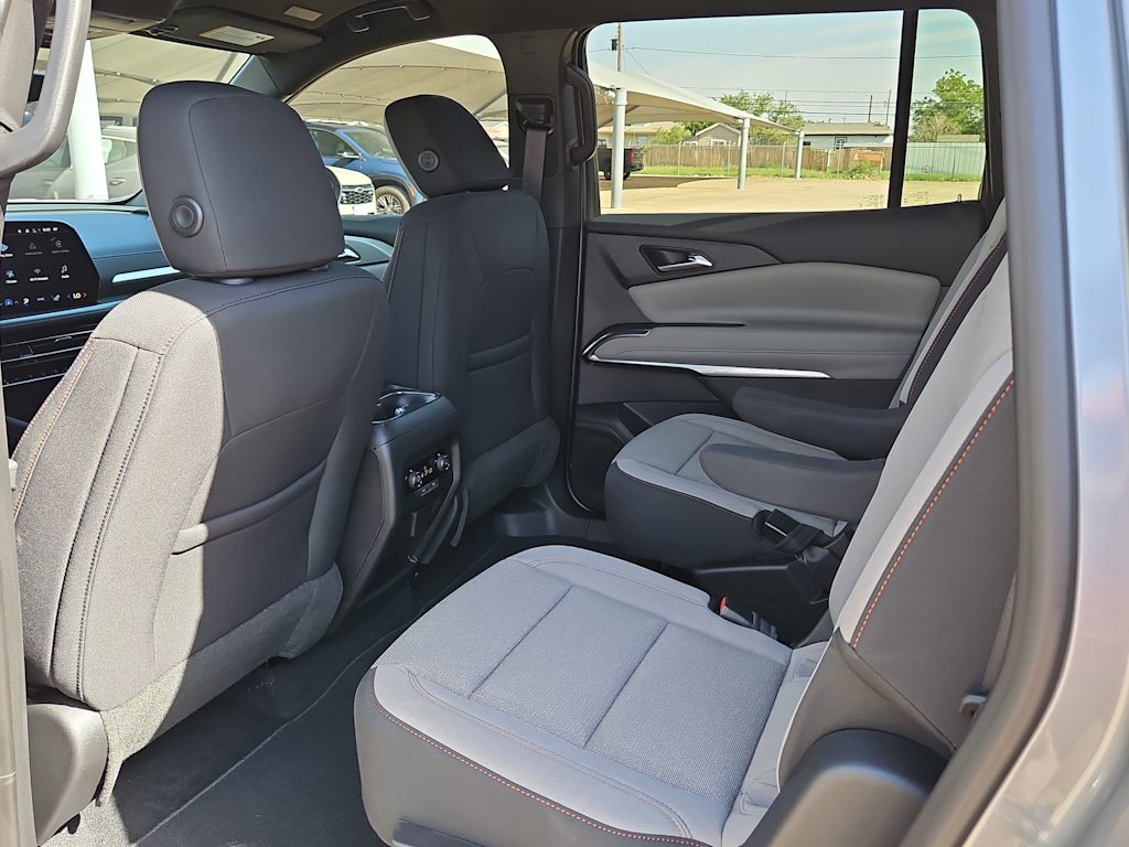 2026 Chevrolet Traverse LT - Photo 13