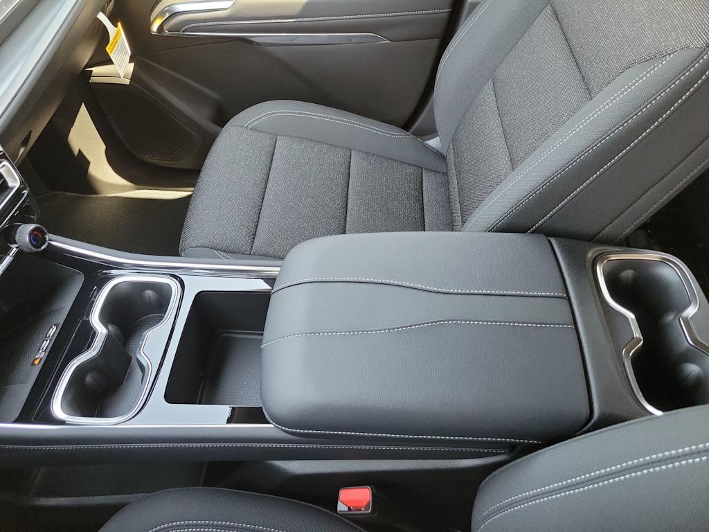 Thumbnail: 2026 Chevrolet Traverse - 23