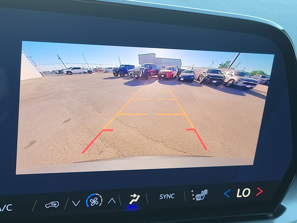Thumbnail: 2026 Chevrolet Traverse - 14