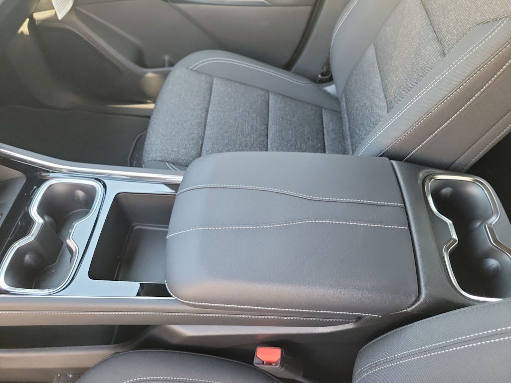 Thumbnail: 2026 Chevrolet Traverse - 26