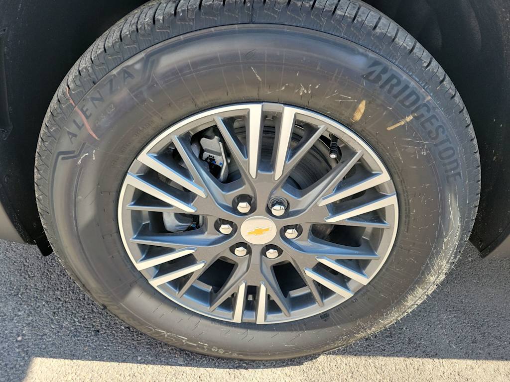 Thumbnail: 2026 Chevrolet Traverse - 8