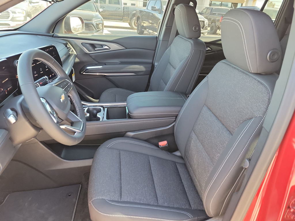 Thumbnail: 2026 Chevrolet Traverse - 11