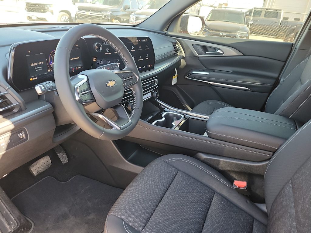 Thumbnail: 2026 Chevrolet Traverse - 2