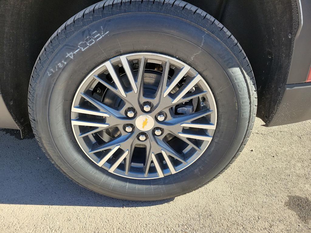 Thumbnail: 2026 Chevrolet Traverse - 8