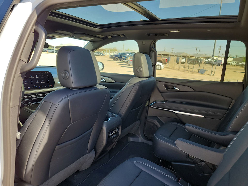 Thumbnail: 2026 Chevrolet Traverse - 13