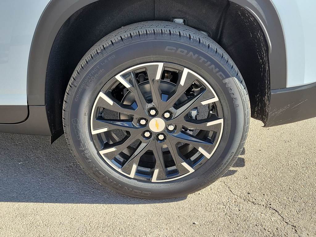 Thumbnail: 2026 Chevrolet Traverse - 8