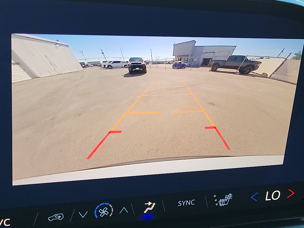 Thumbnail: 2026 Chevrolet Traverse - 24