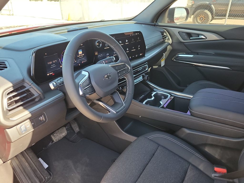 Thumbnail: 2026 Chevrolet Traverse - 2