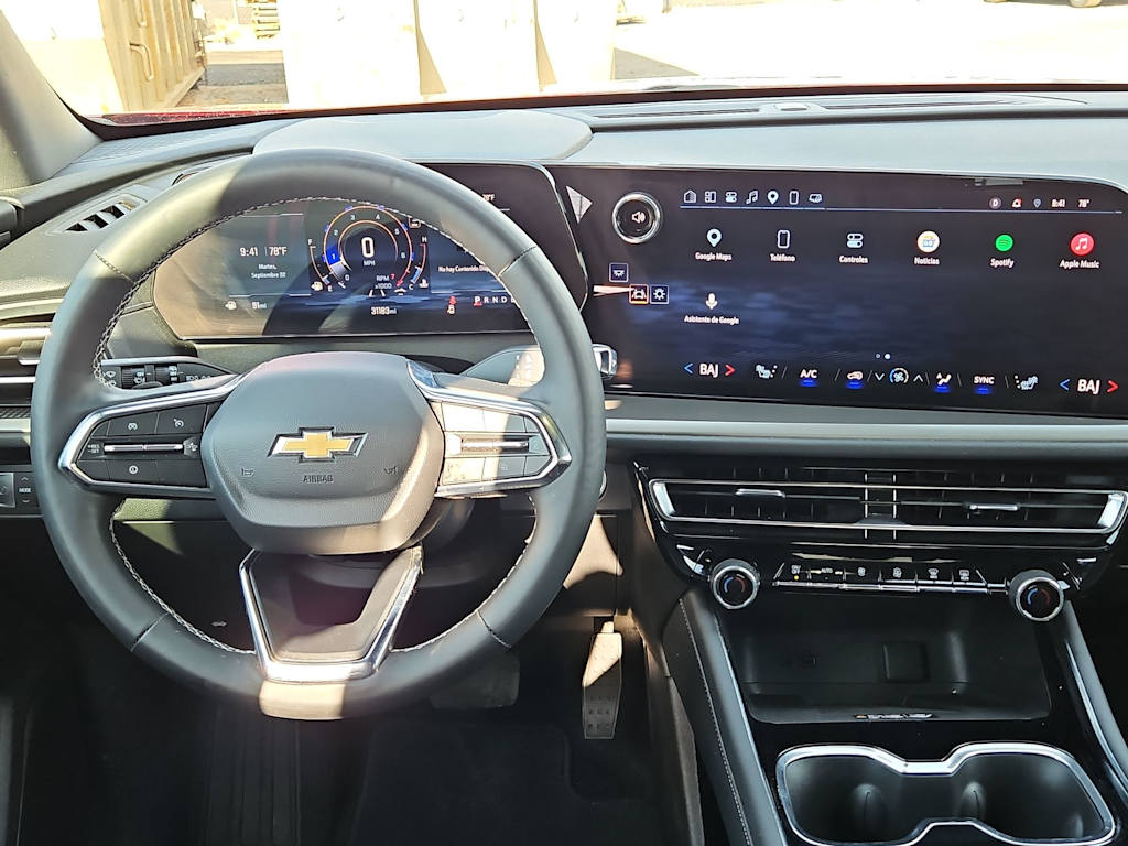 Thumbnail: 2025 Chevrolet Traverse - 10