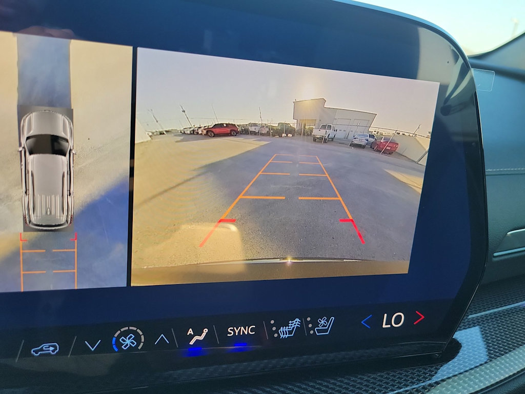 Thumbnail: 2026 Chevrolet Traverse - 15