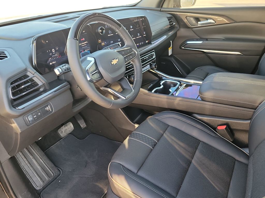 Thumbnail: 2026 Chevrolet Traverse - 2