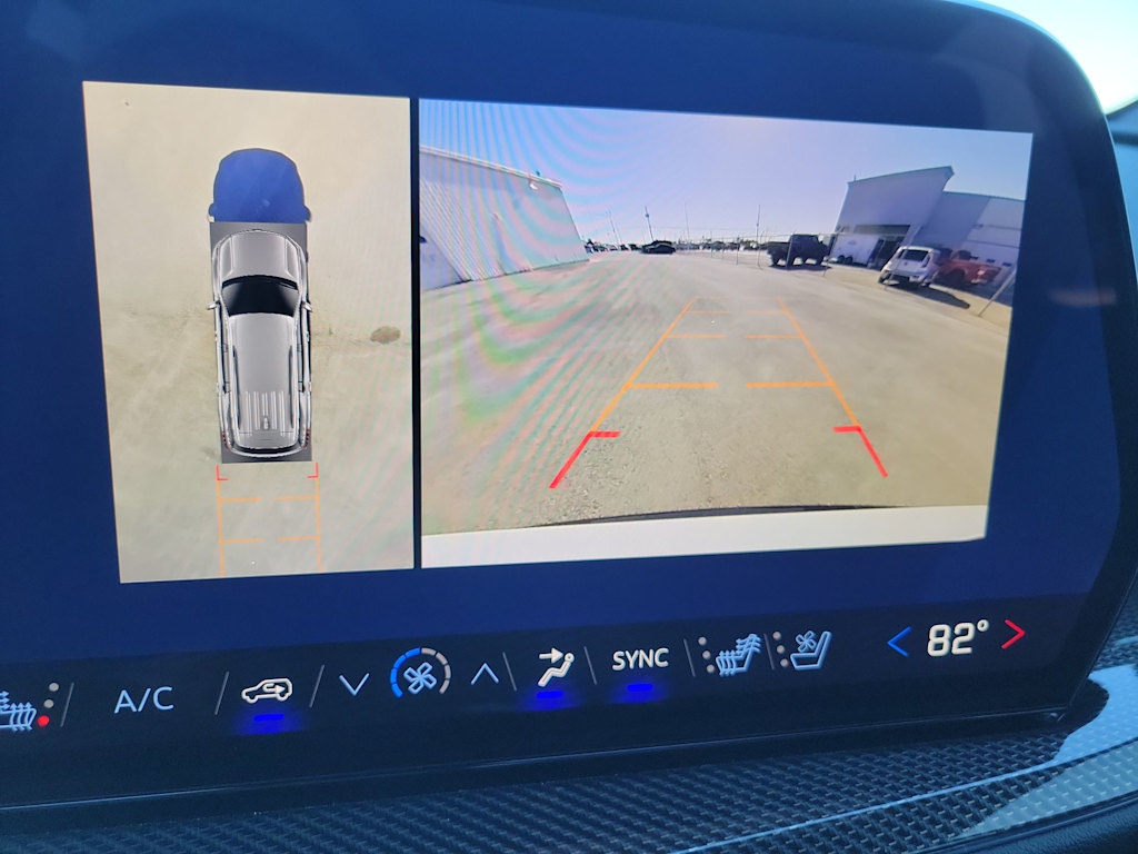 Thumbnail: 2026 Chevrolet Traverse - 29