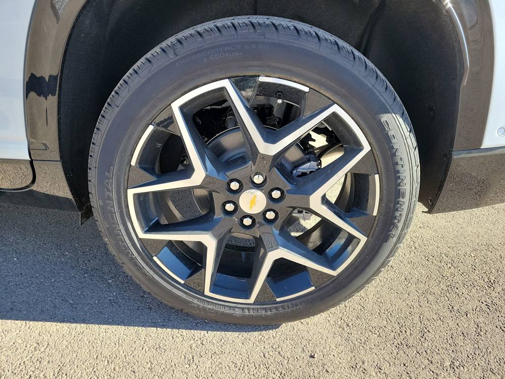 Thumbnail: 2026 Chevrolet Traverse - 9