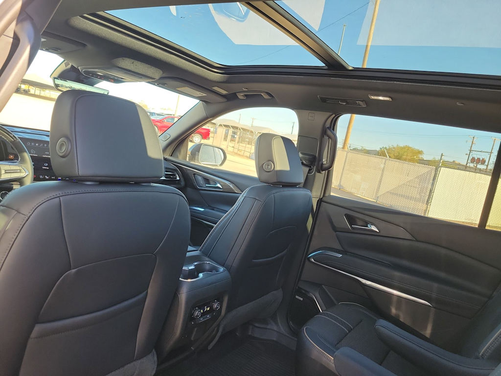 Thumbnail: 2026 Chevrolet Traverse - 14