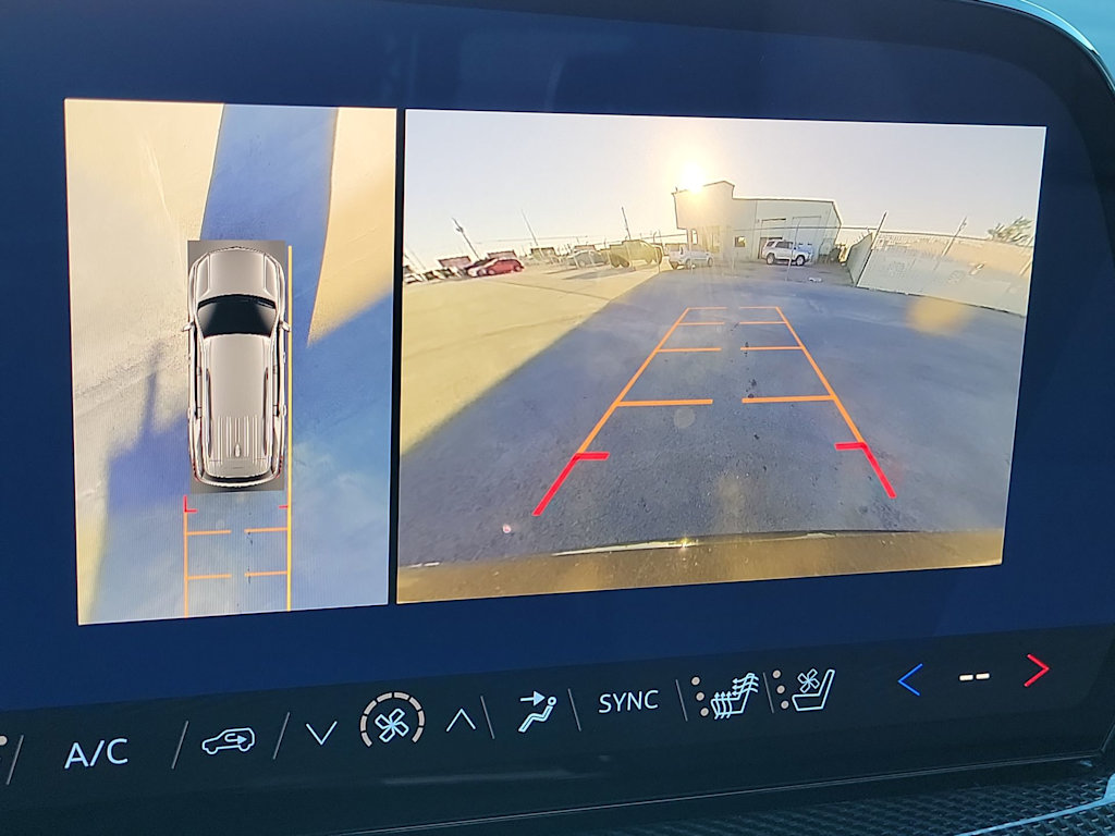 Thumbnail: 2026 Chevrolet Traverse - 15