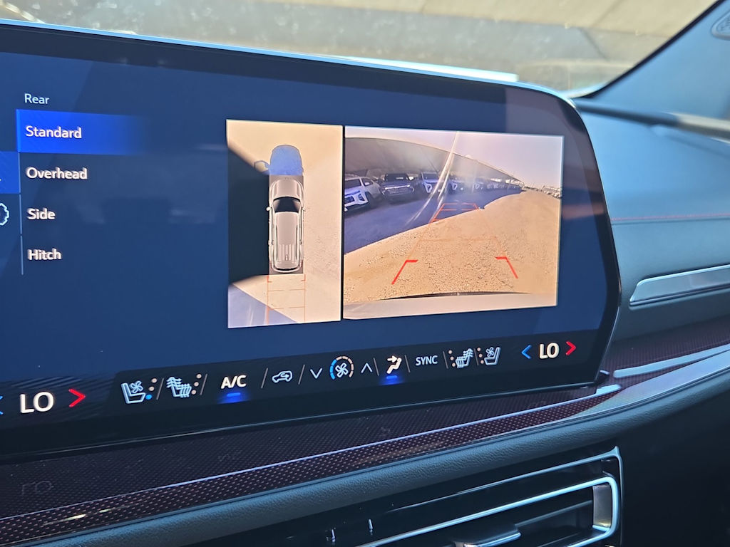 Thumbnail: 2026 Chevrolet Traverse - 28