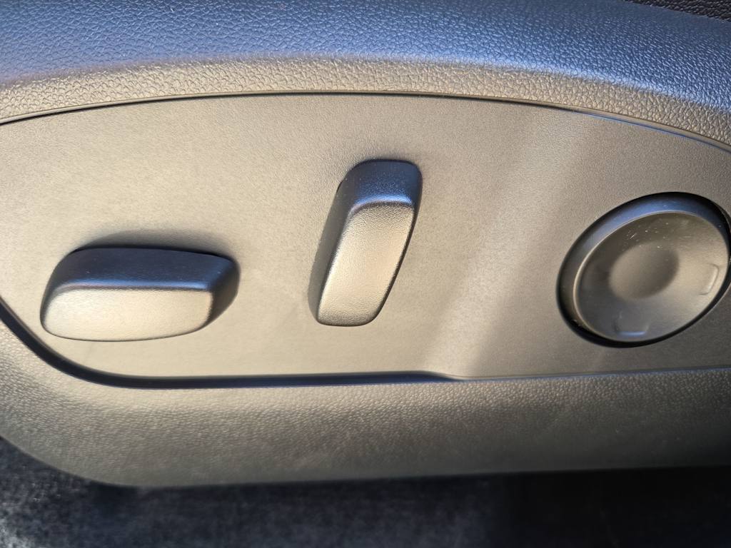 Thumbnail: 2026 Chevrolet Traverse - 25