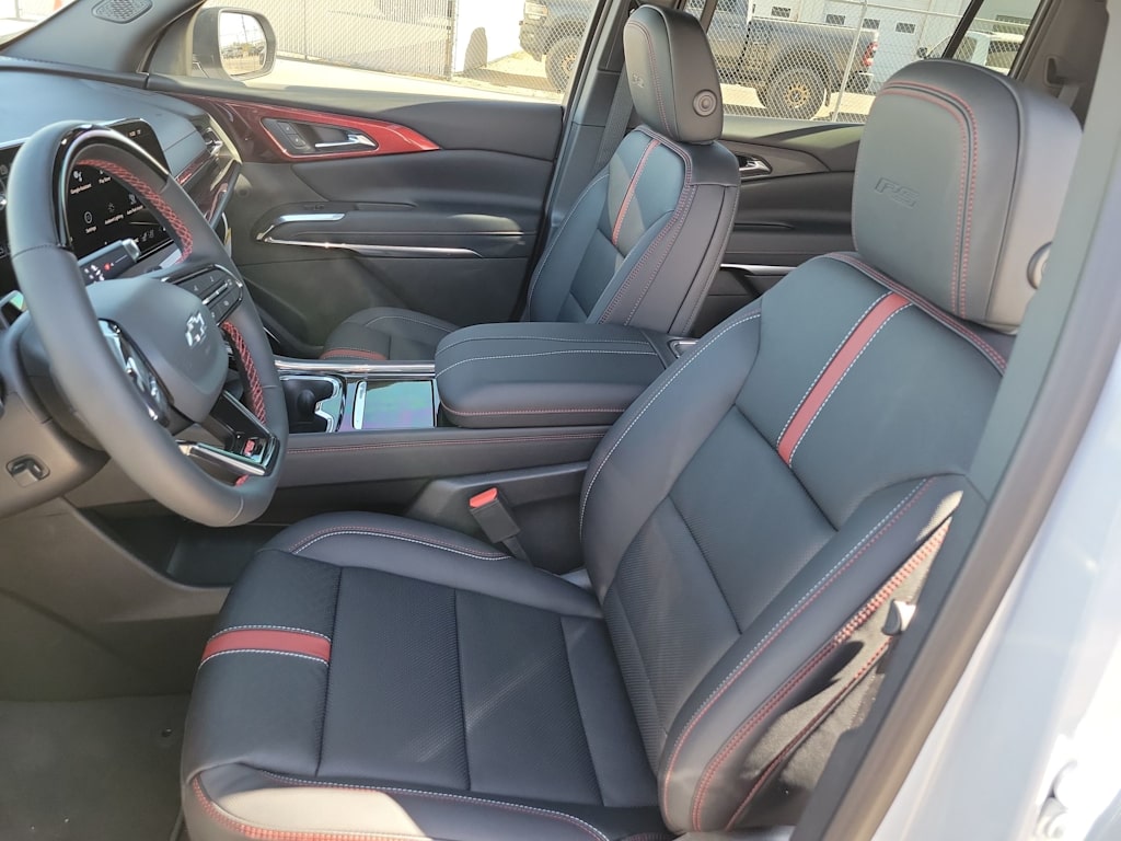 Thumbnail: 2026 Chevrolet Traverse - 11