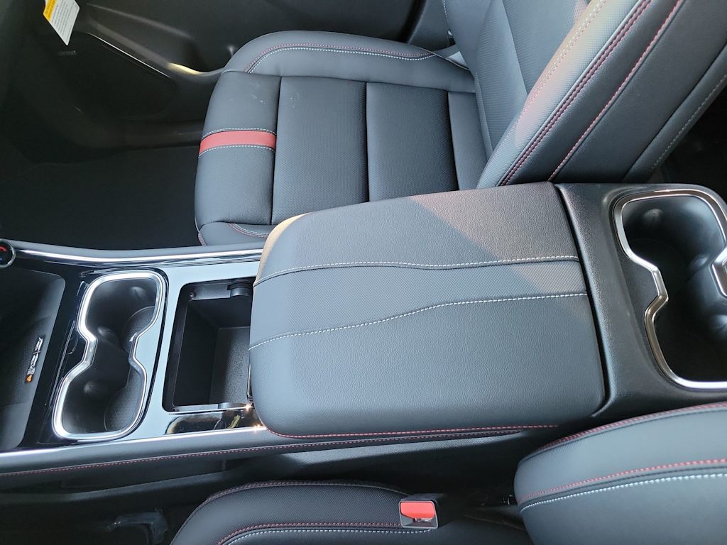 Thumbnail: 2026 Chevrolet Traverse - 16