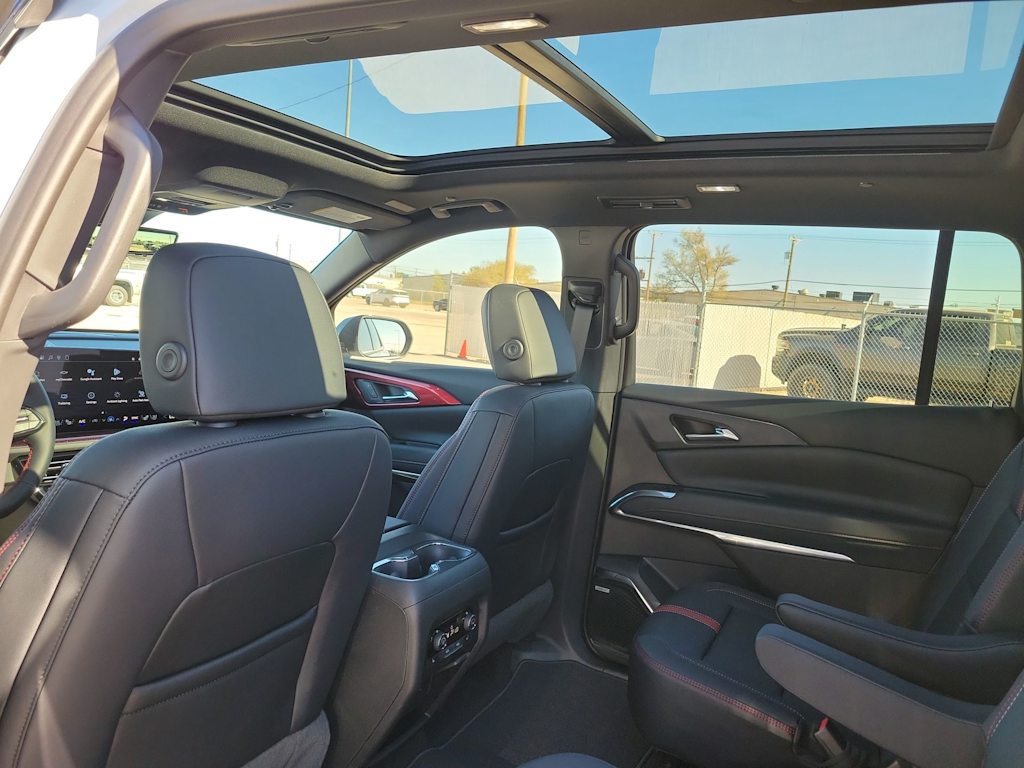 Thumbnail: 2026 Chevrolet Traverse - 13