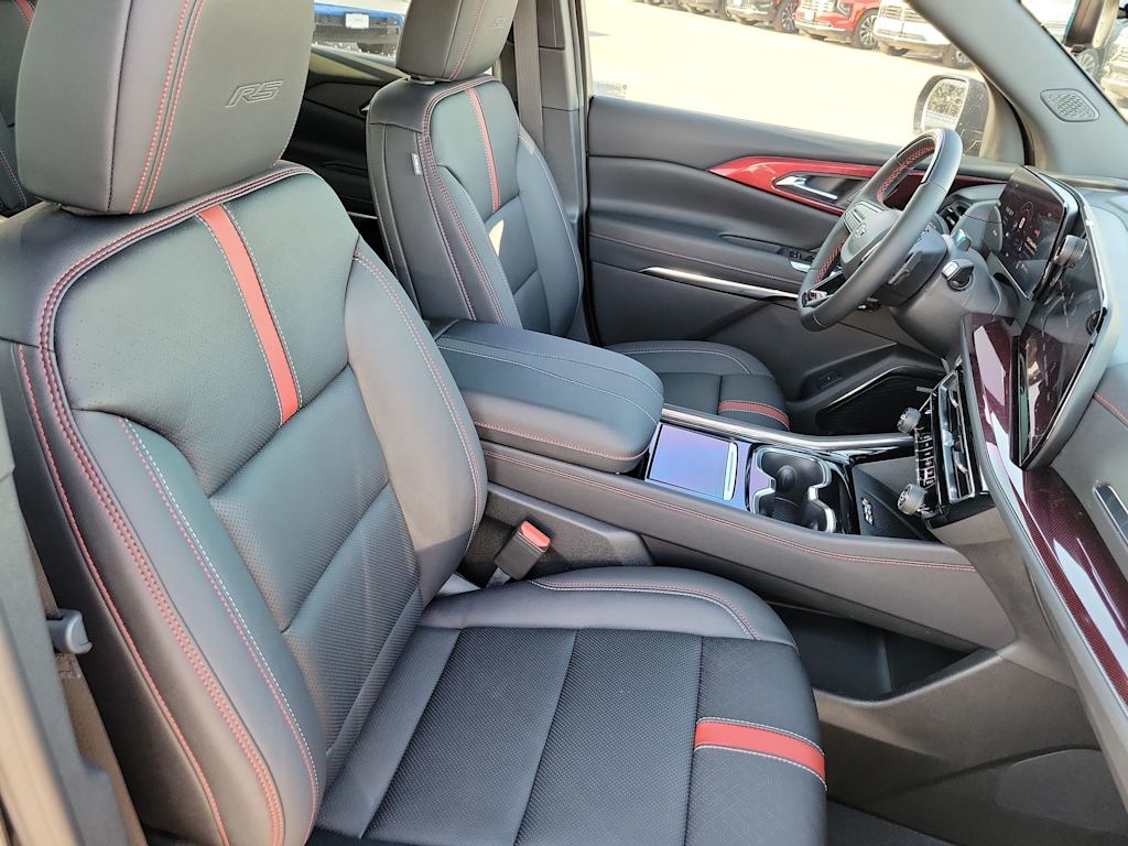 Thumbnail: 2026 Chevrolet Traverse - 25