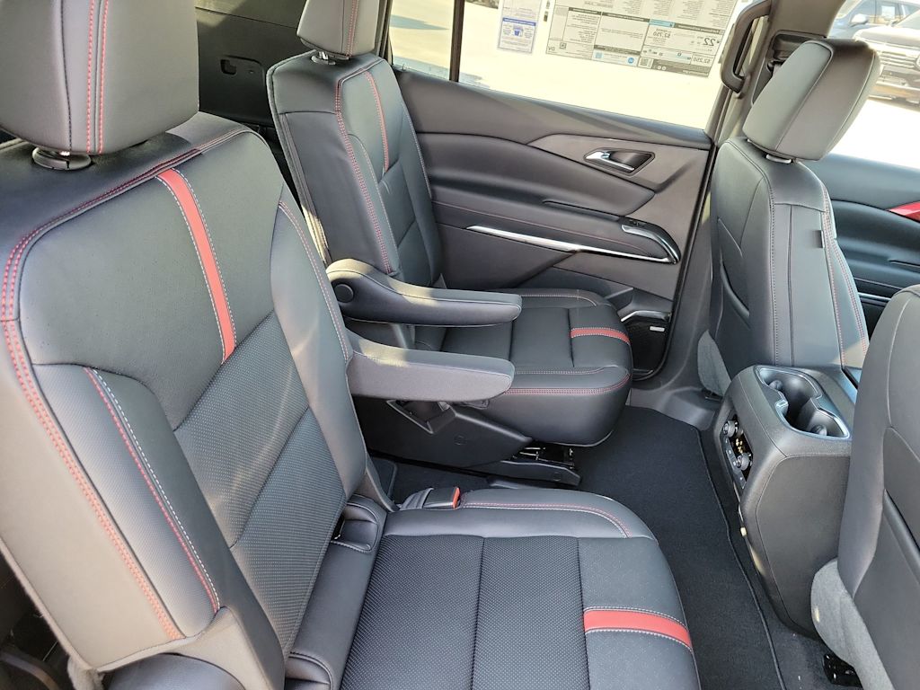 Thumbnail: 2026 Chevrolet Traverse - 24