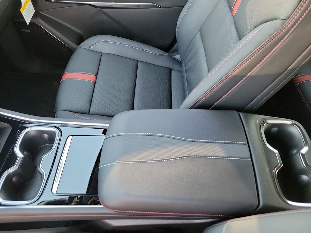 Thumbnail: 2026 Chevrolet Traverse - 26